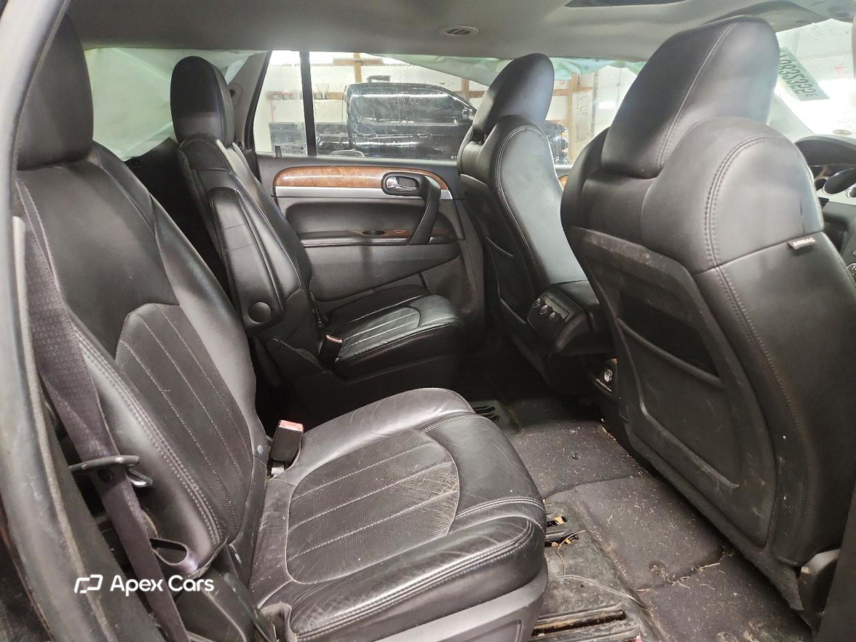 Buick Enclave 2011