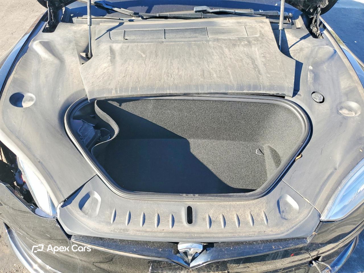 Tesla Model S 2022
