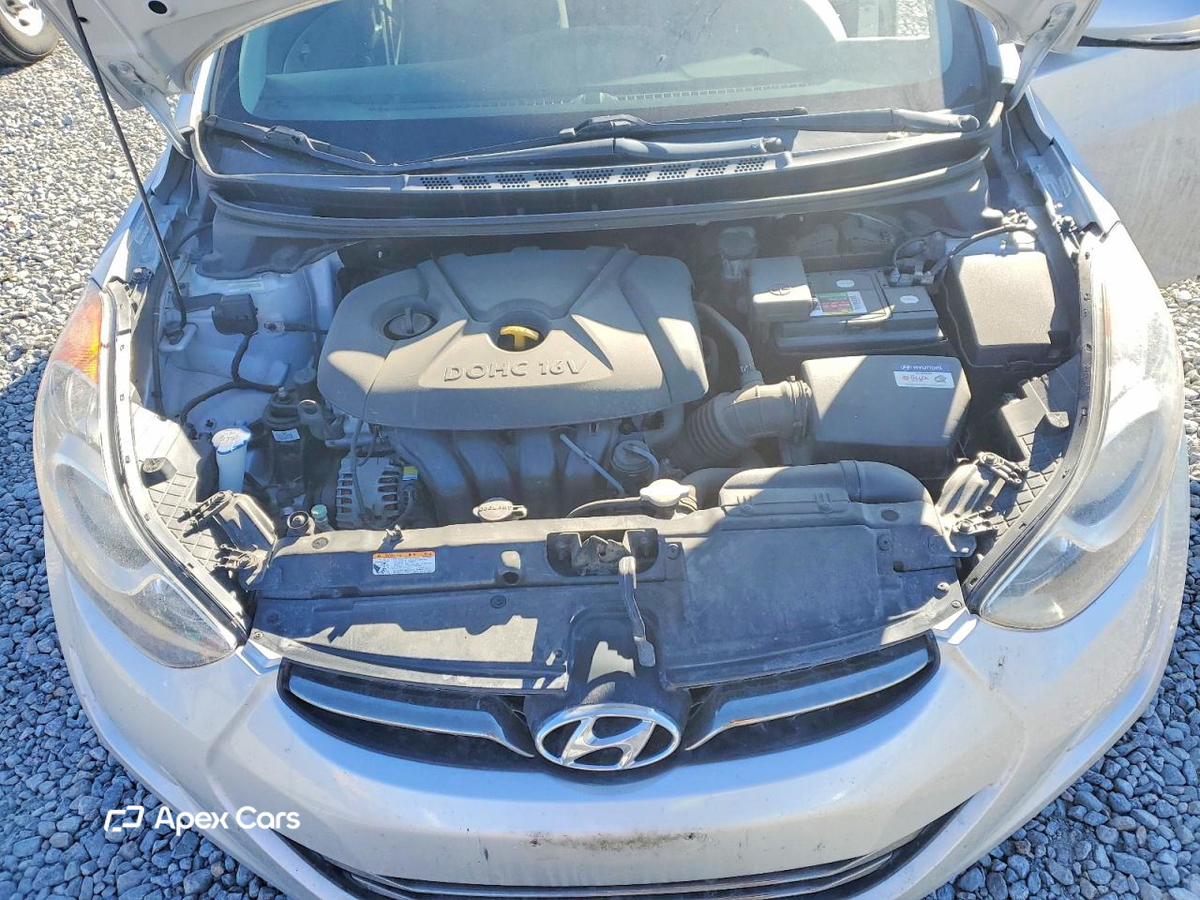 Elantra 2011