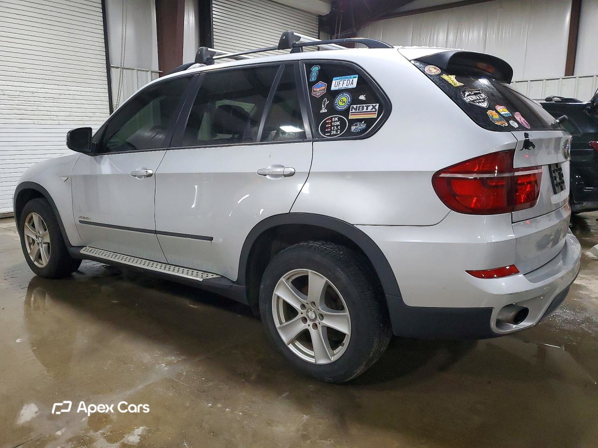 BMW X5 2011