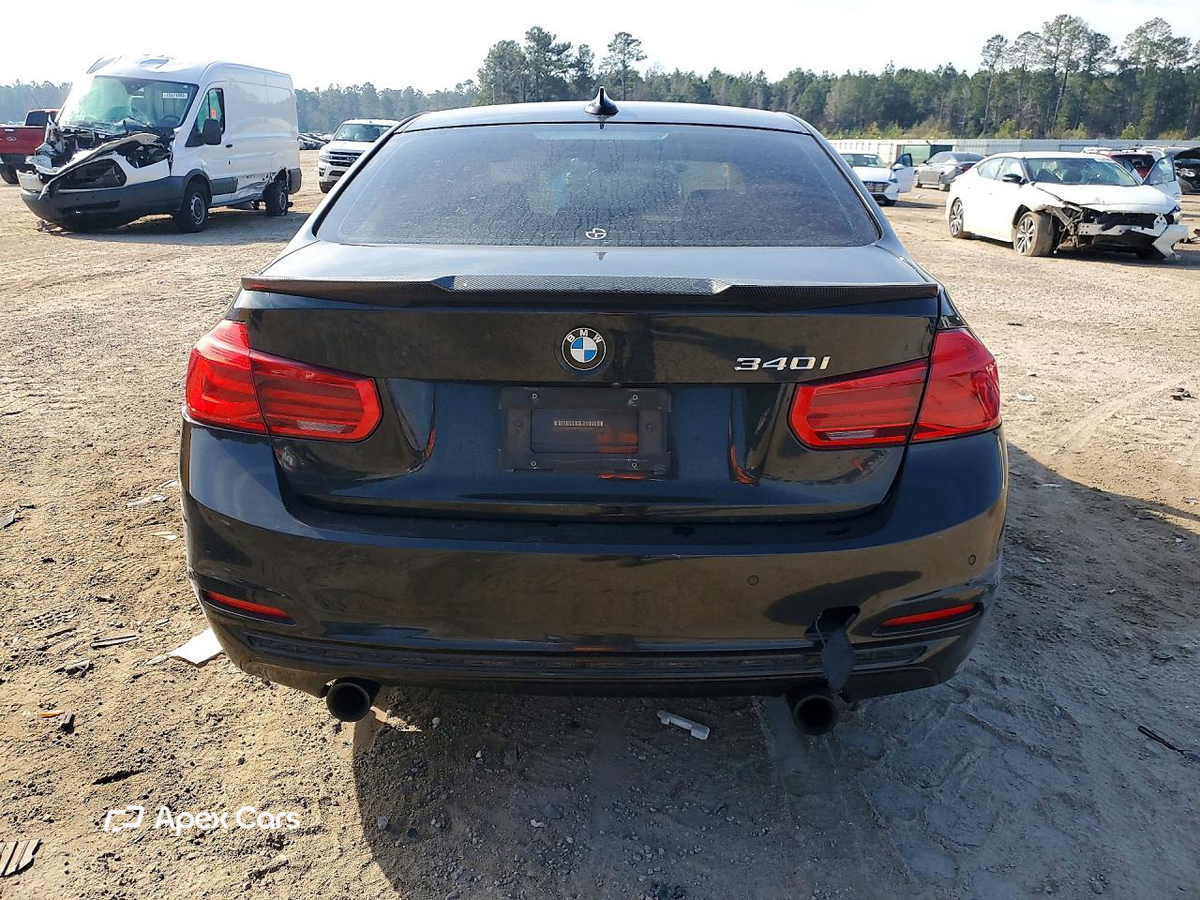 BMW Series 3 2016