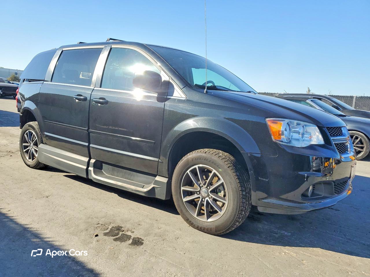 Dodge Caravan 2017