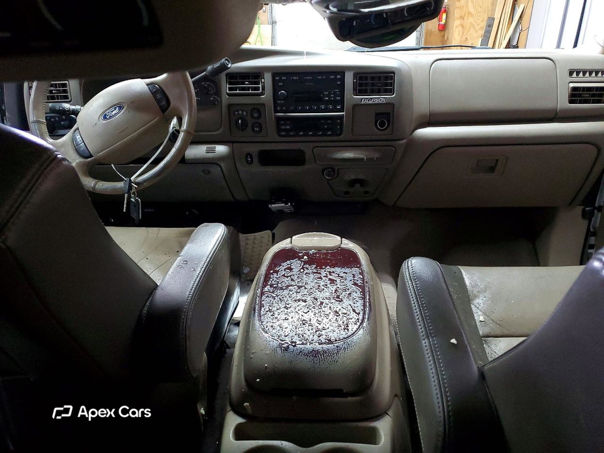 Ford Excursion 2003