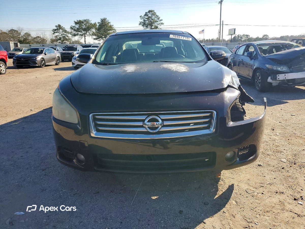 Nissan Maxima 2014