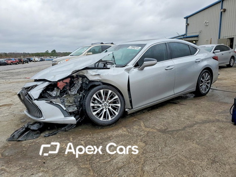 Lexus ES 2019 - Image 1 of 13