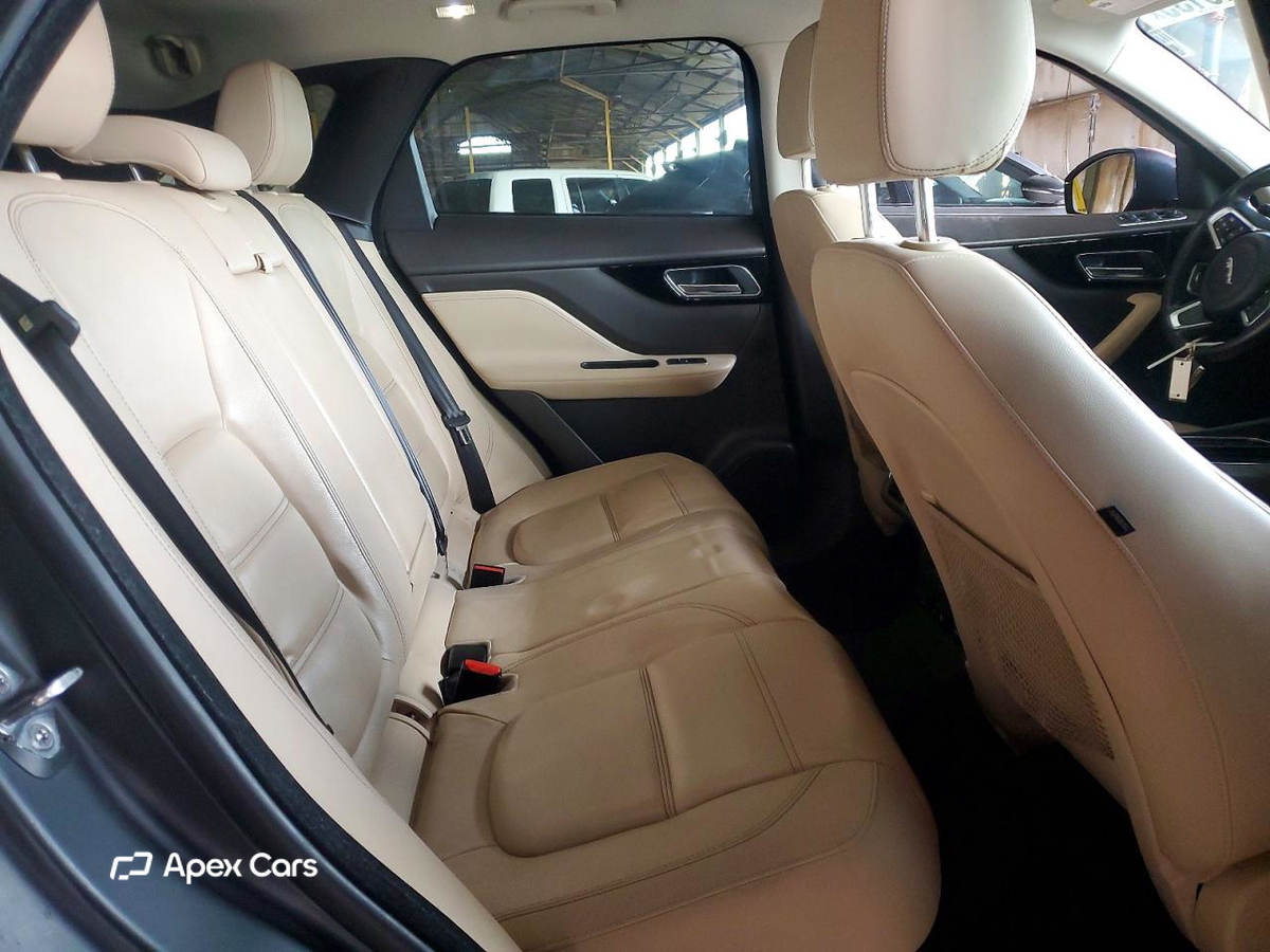 Jaguar F-Pace 2018
