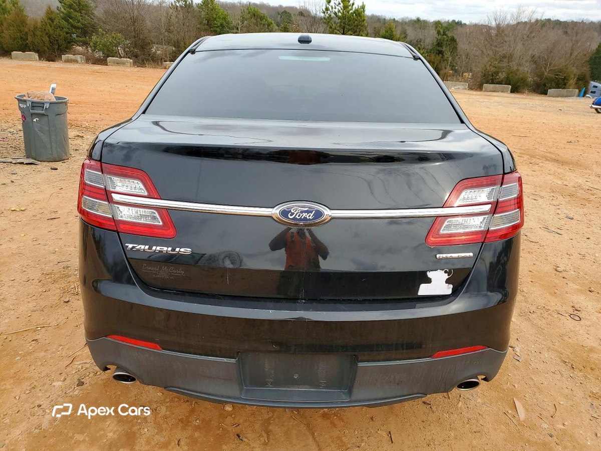 Ford Taurus 2016