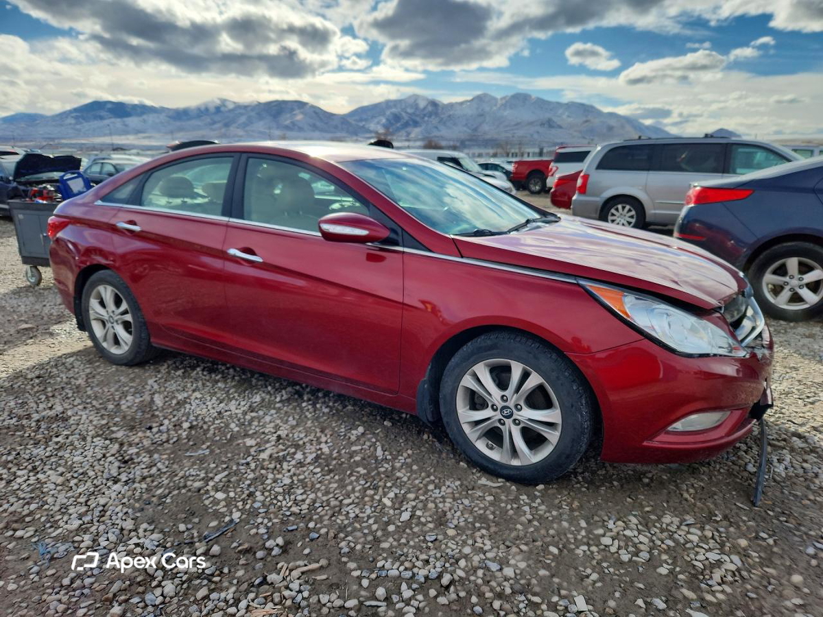 Hyundai Sonata 2013