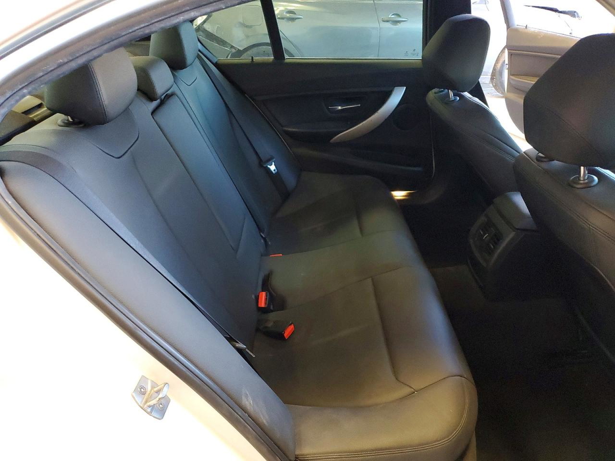 BMW Series 3 2015