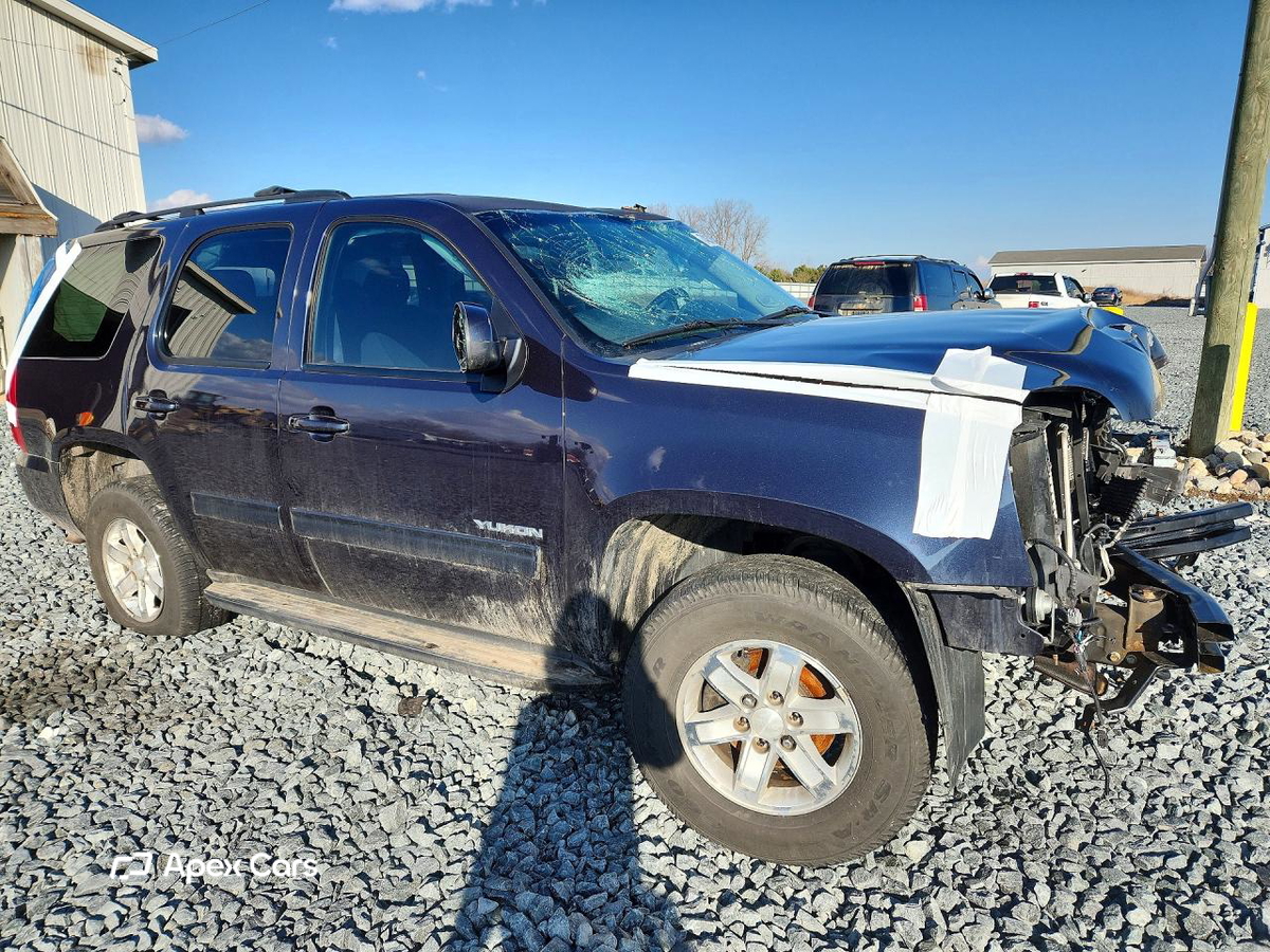 GMC Yukon 2013