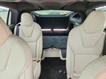 Tesla Model X 2022
