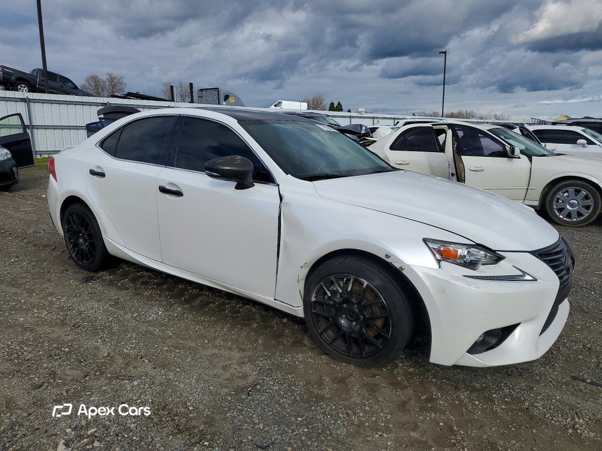 Lexus IS 2016