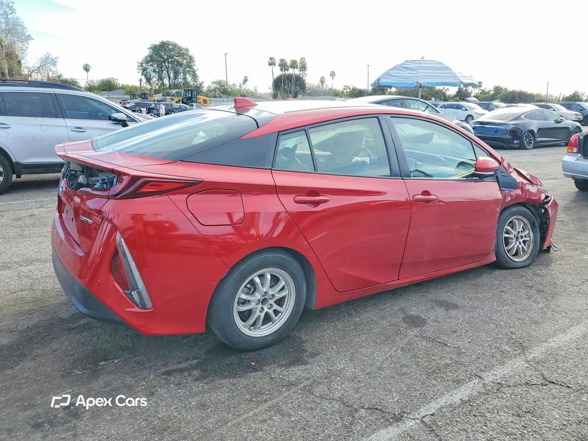 Toyota Prius 2021