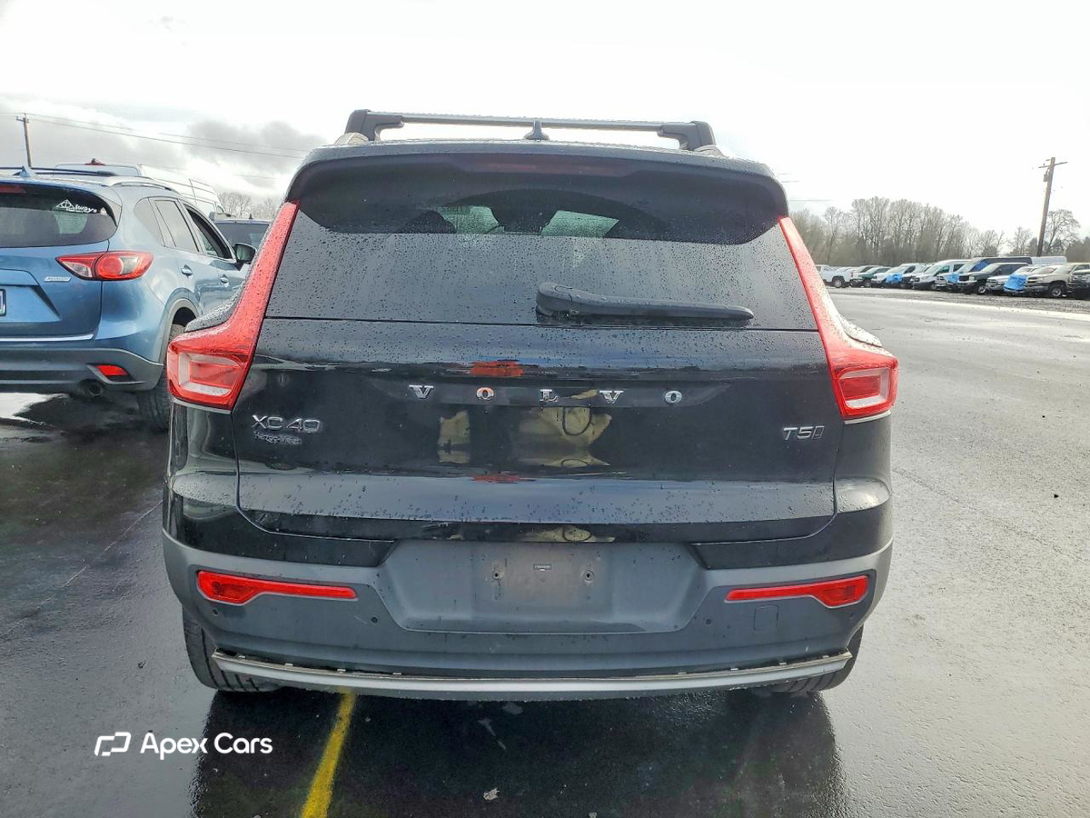 Volvo XC40 2019