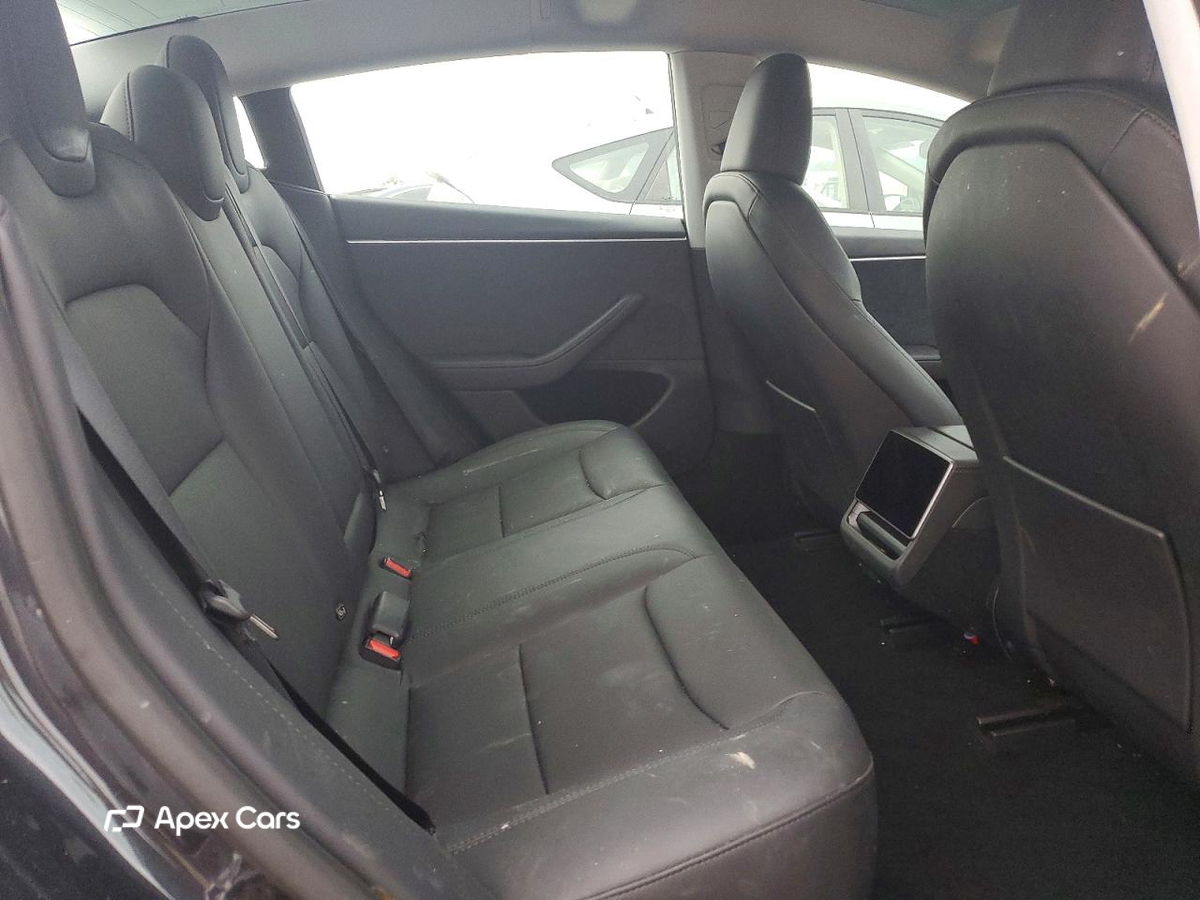 Tesla Model 3 2025