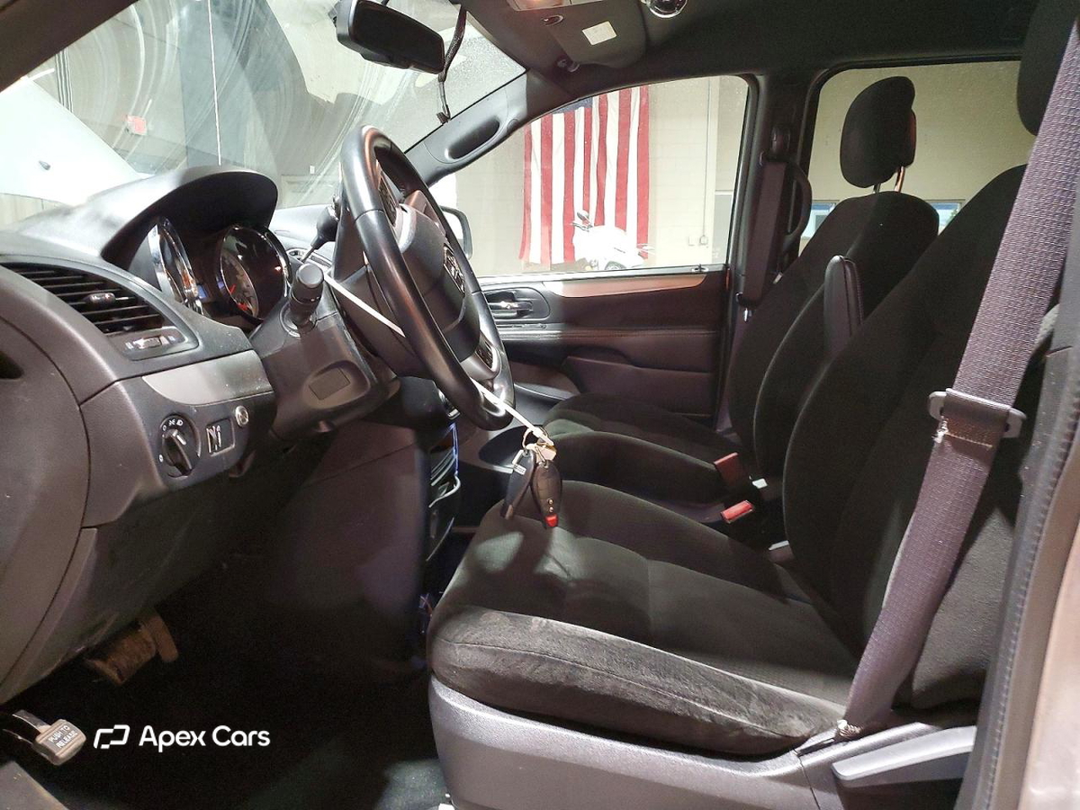 Dodge Caravan 2015