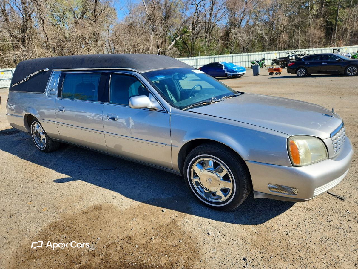 Cadillac  2005