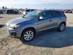 Mitsubishi Outlander 2015