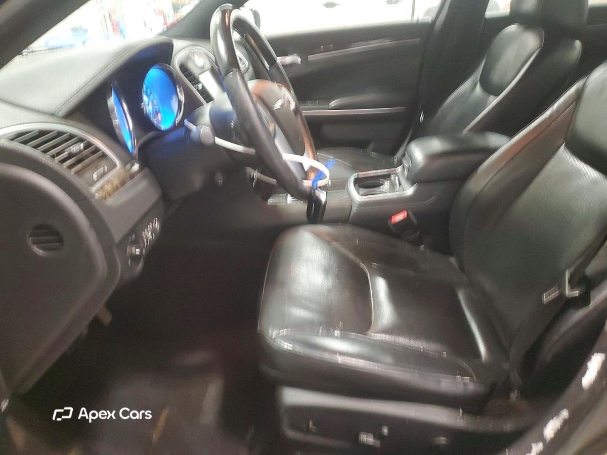 Chrysler 300 2012