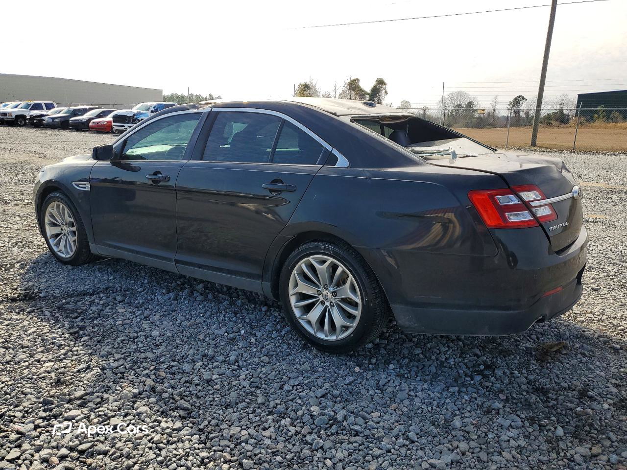 Ford Taurus 2016