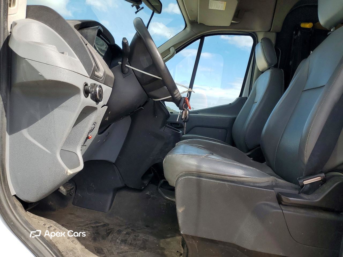 Ford Transit 2016