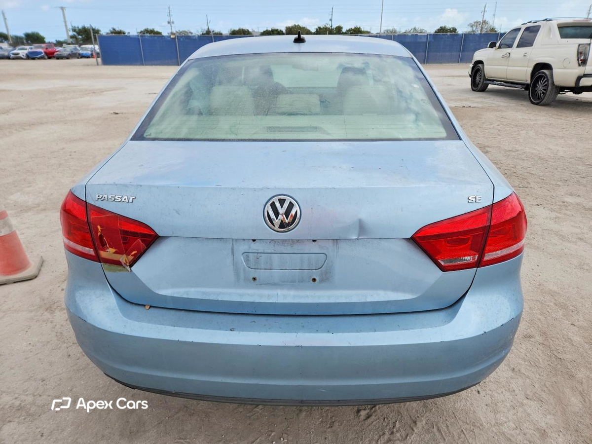 Volkswagen Passat 2012