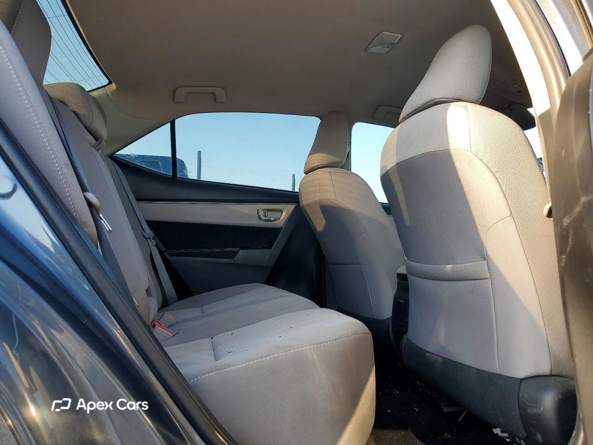Toyota Corolla 2015