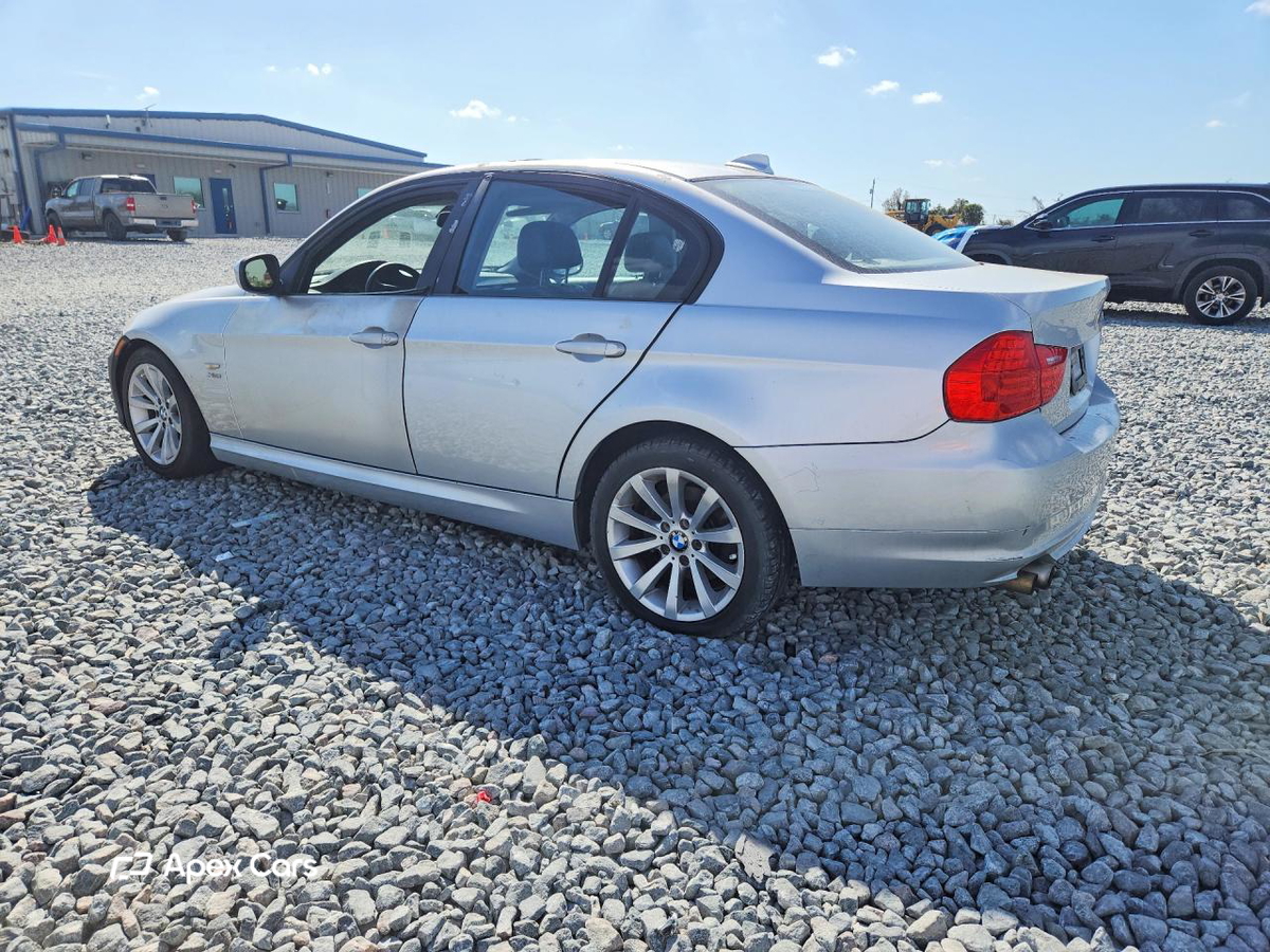 BMW Series 3 2011