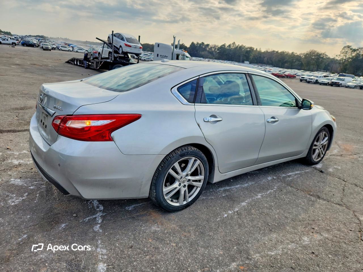 Nissan Altima 2017