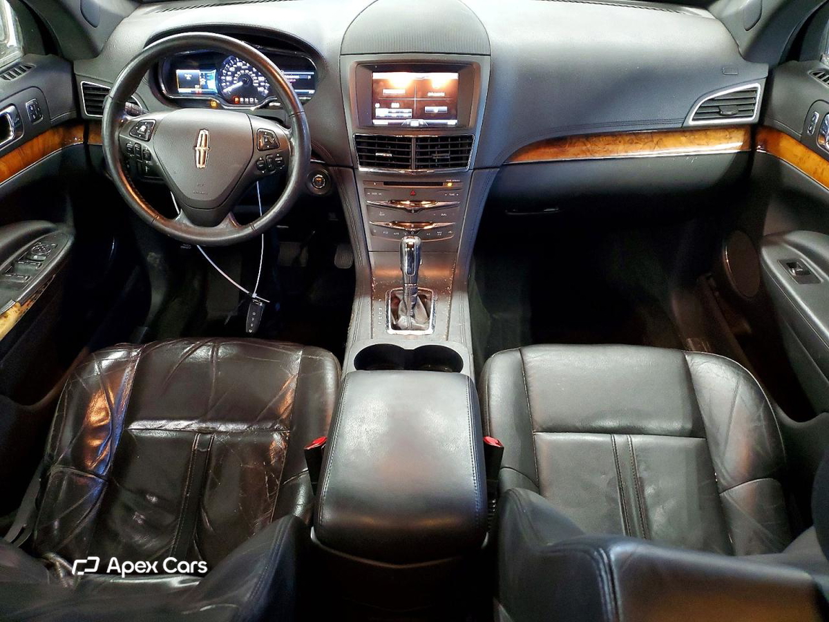 Lincoln MKT 2015
