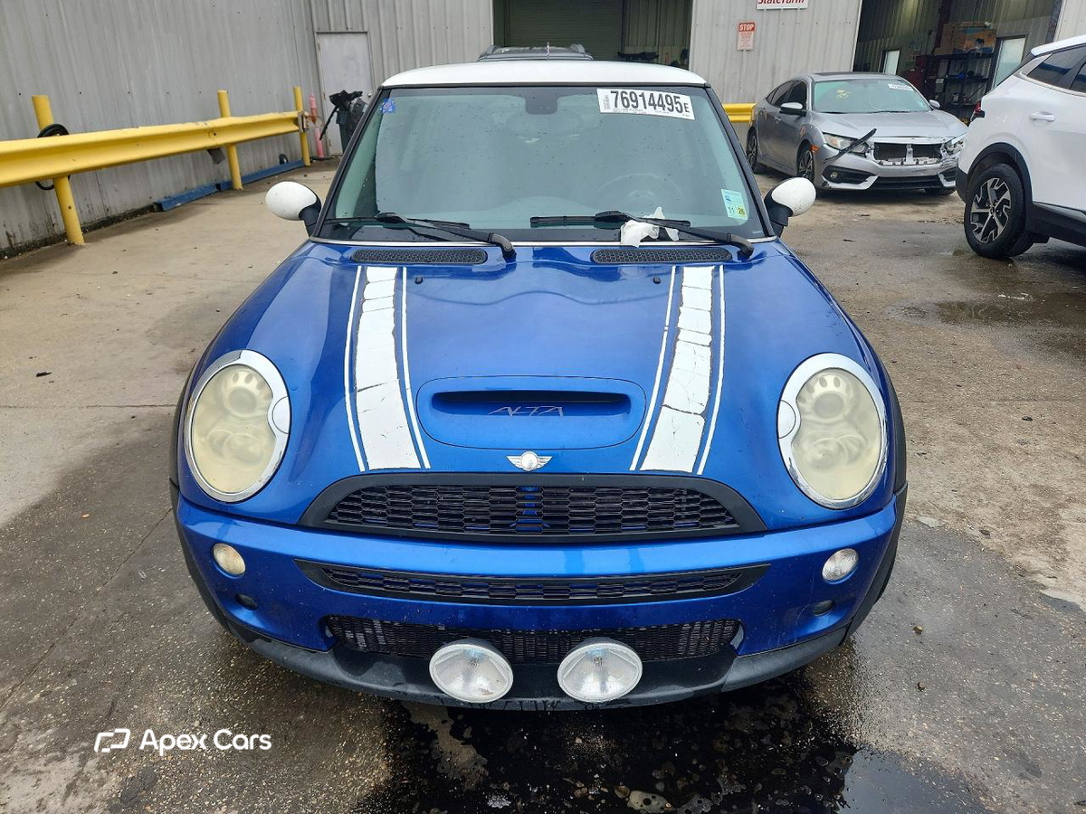MINI Cooper 2005