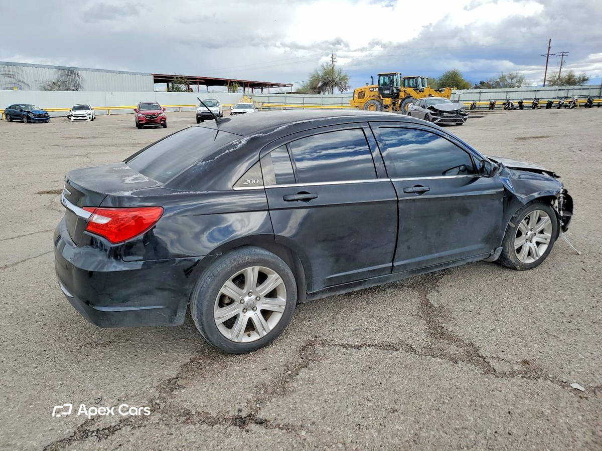 Chrysler 200 2013