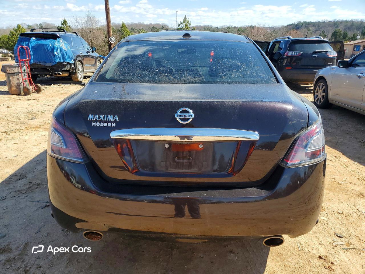 Nissan Maxima 2014