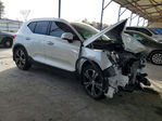 Volvo XC40 2022
