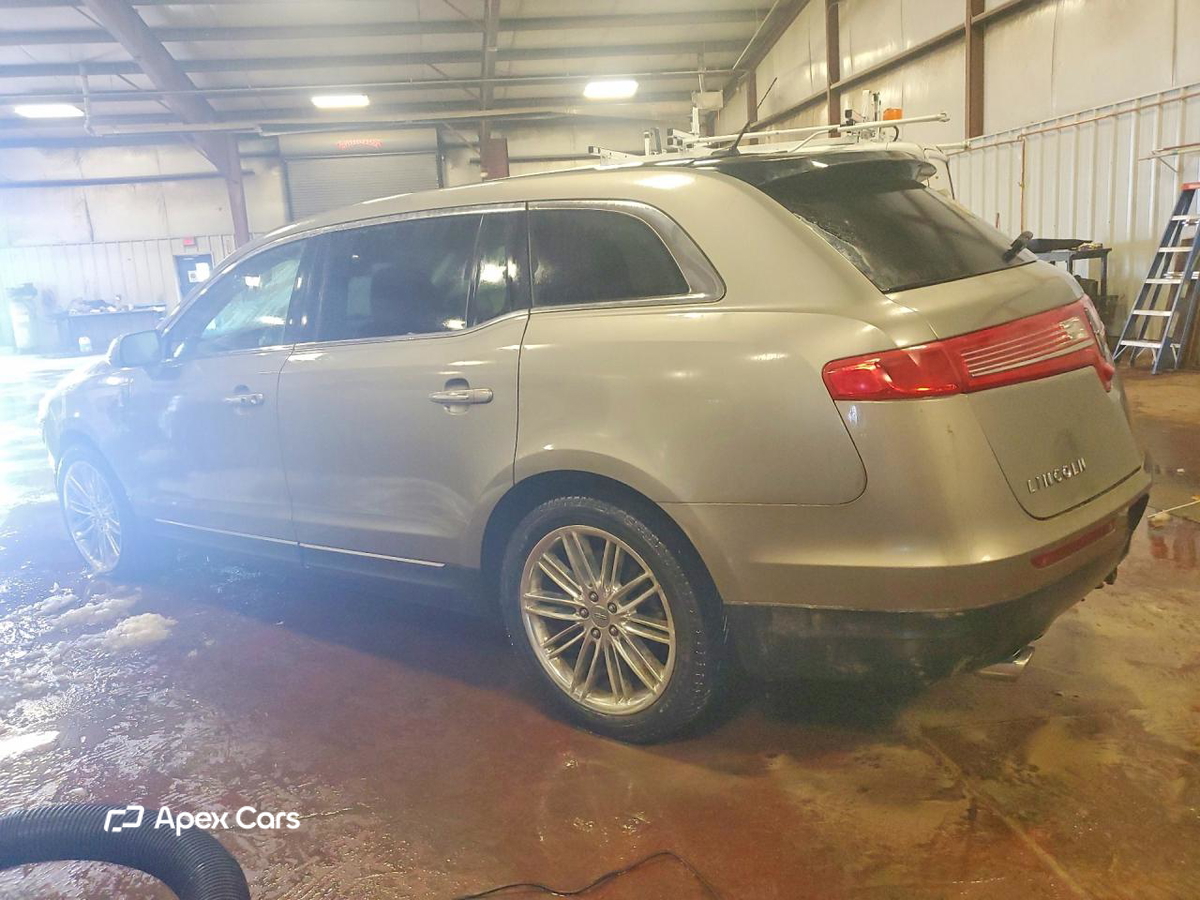 Lincoln MKT 2015