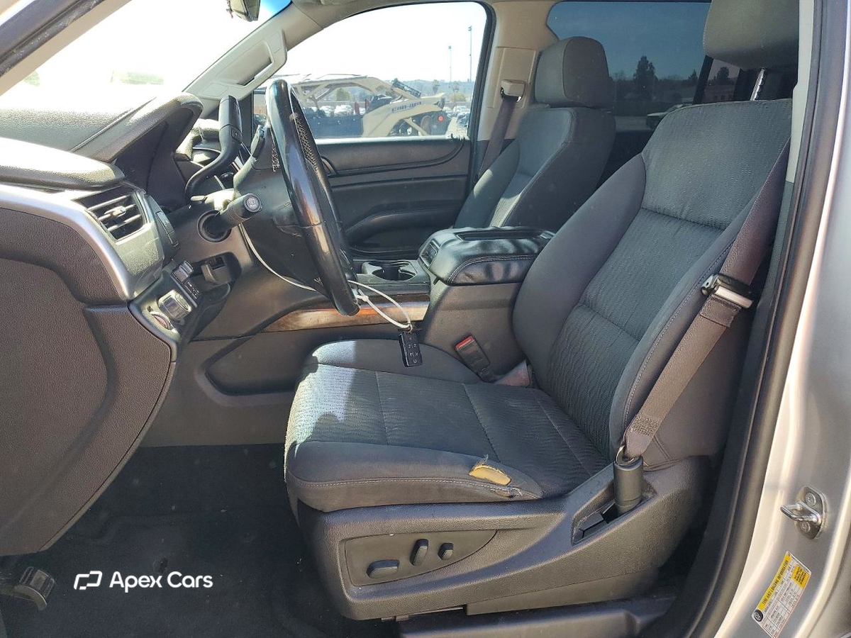 Chevrolet Suburban 2016