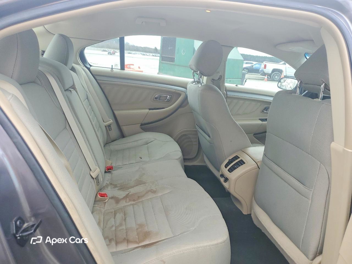Ford Taurus 2014