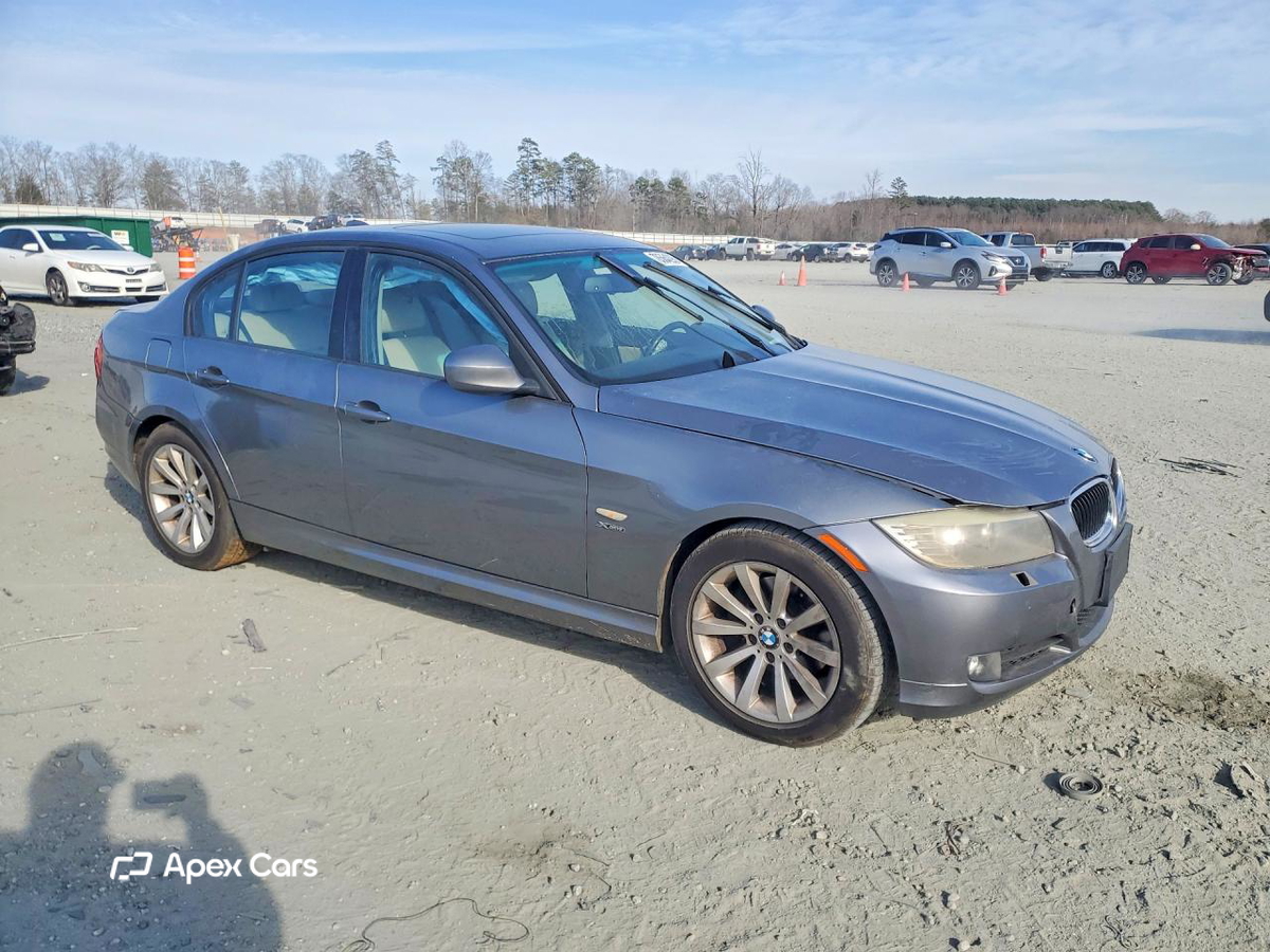 BMW Series 3 2011
