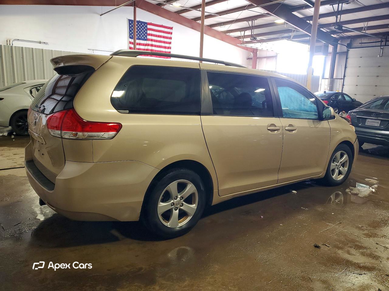 Toyota Sienna 2011