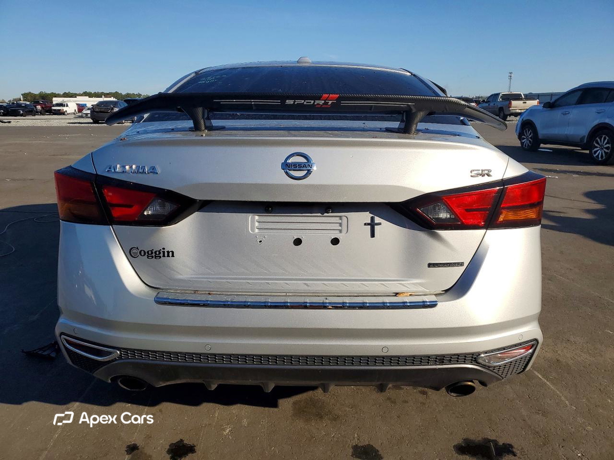 Nissan Altima 2020
