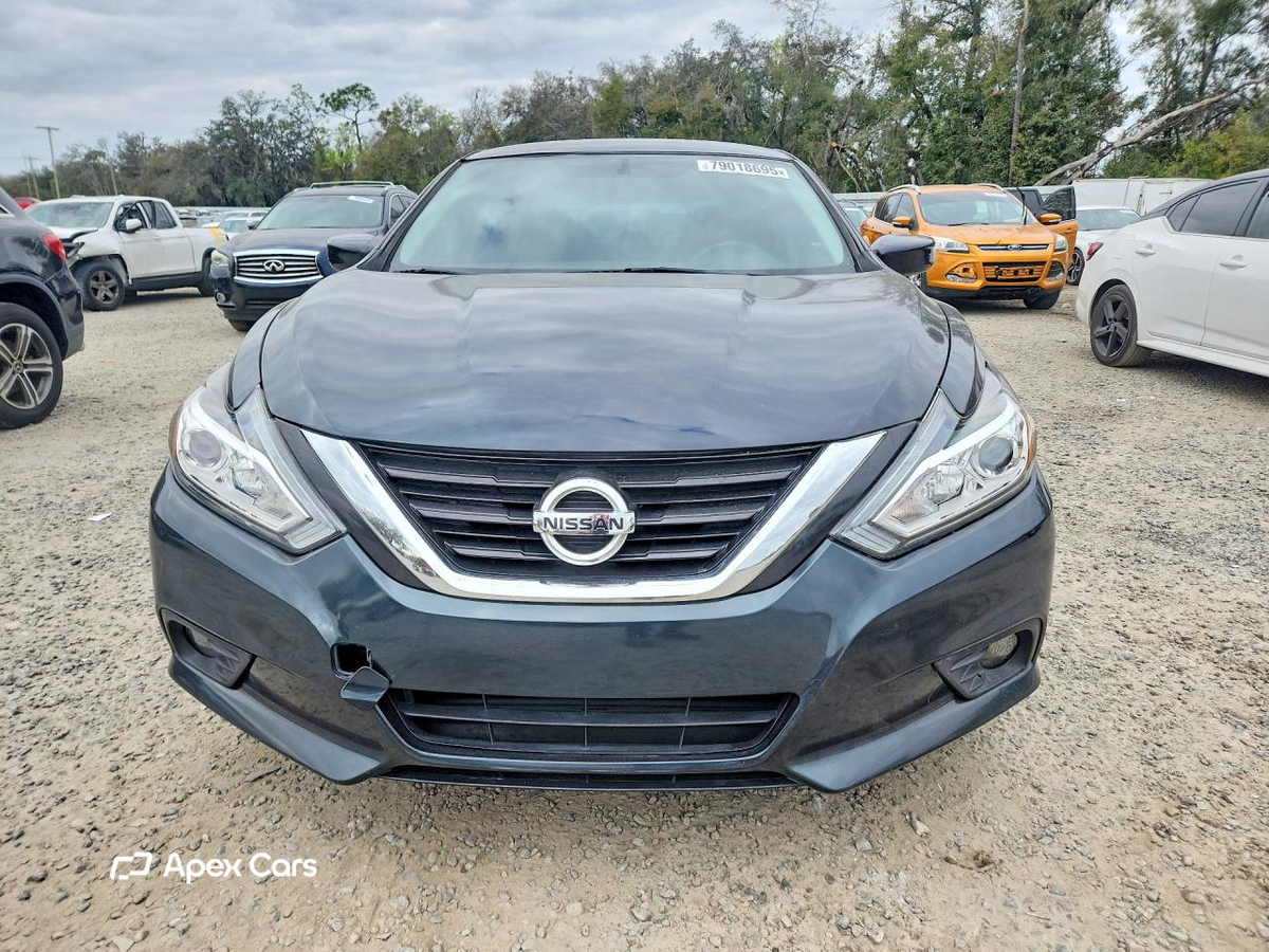 Nissan Altima 2018