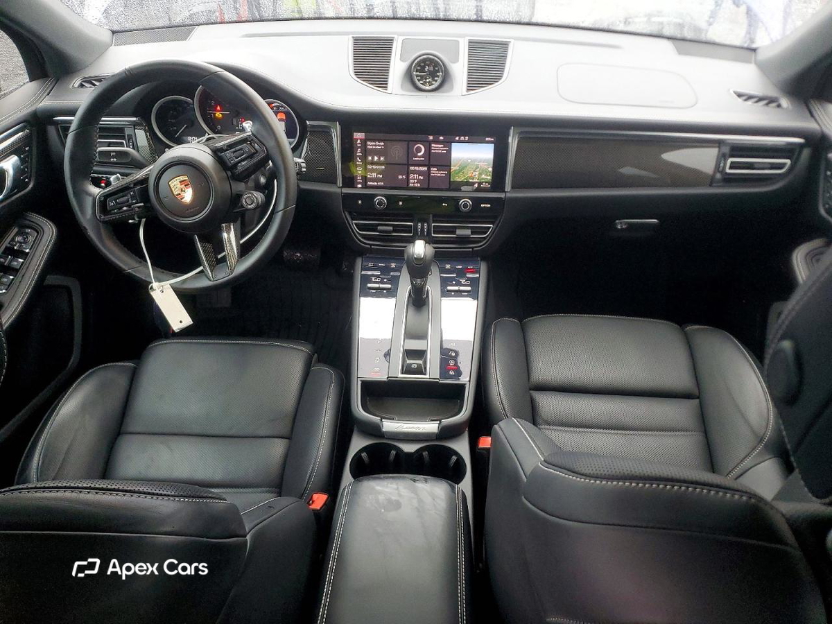 Porsche Macan 2025