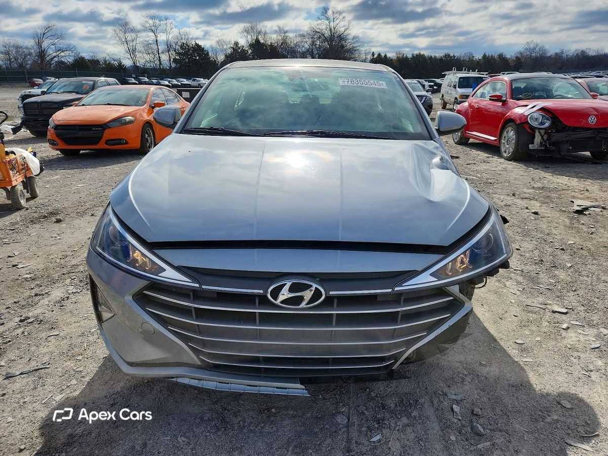 Hyundai Elantra 2020