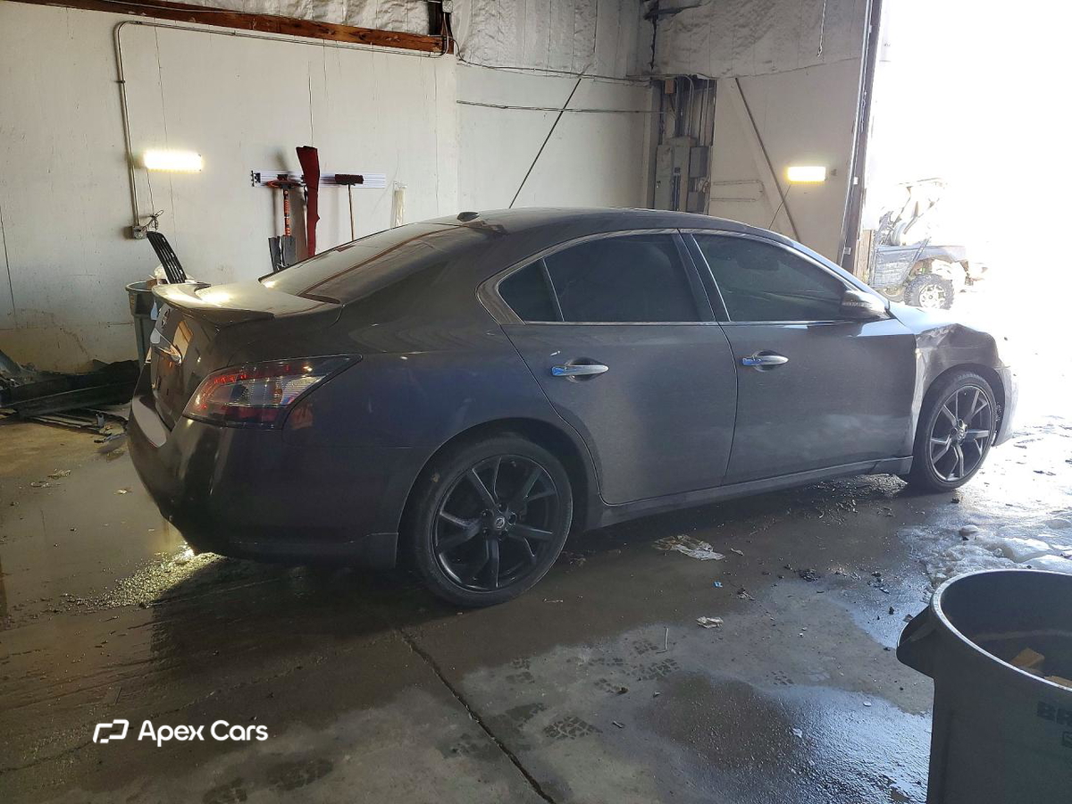 Nissan Maxima 2013