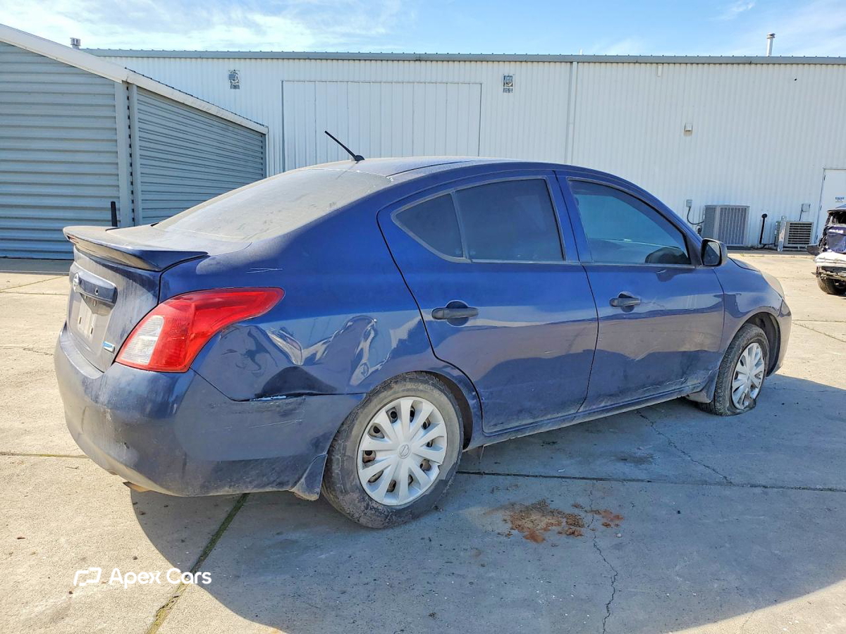 Nissan Versa 2014