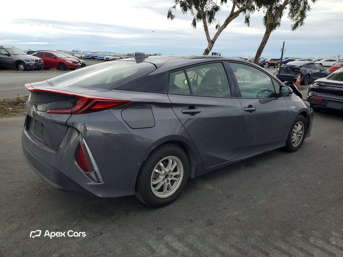 Toyota Prius 2017