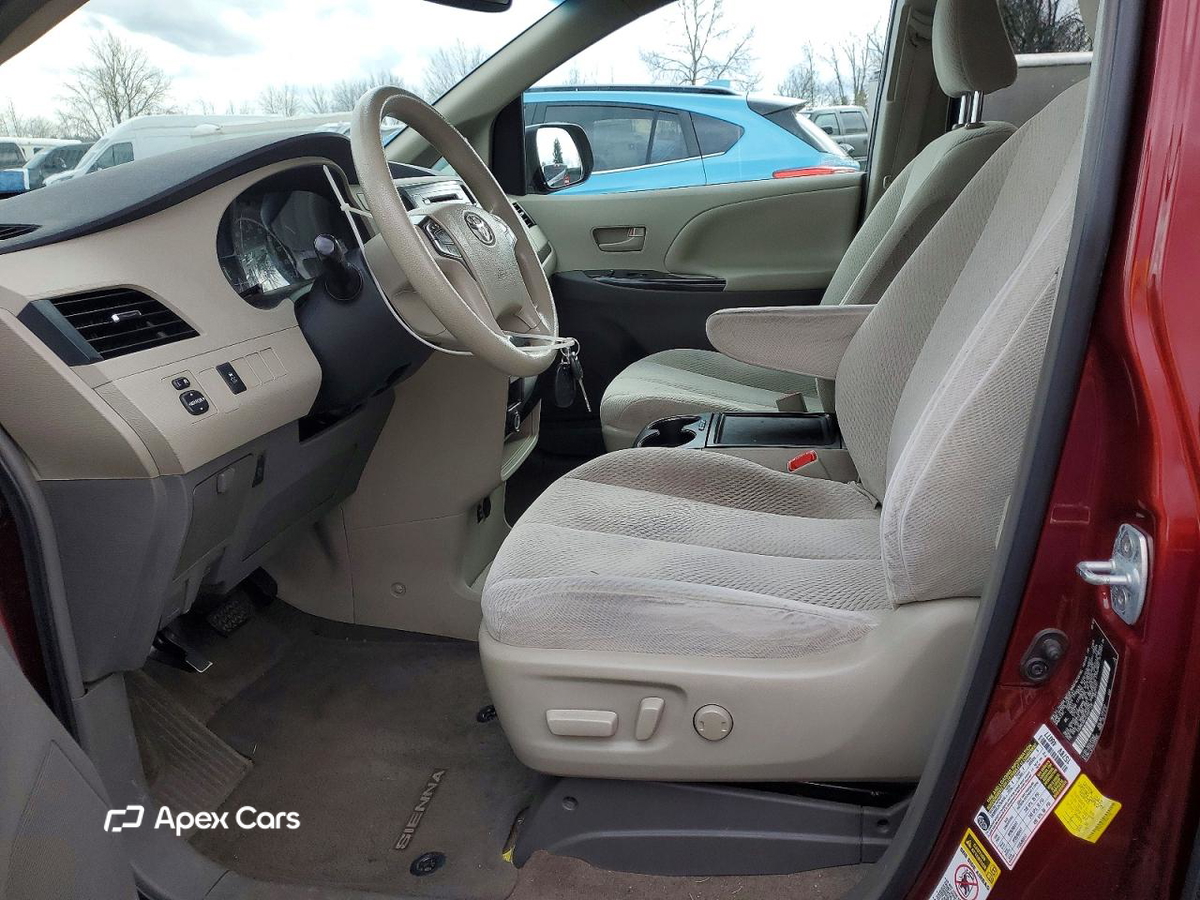 Toyota Sienna 2014