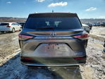 Toyota Sienna 2023