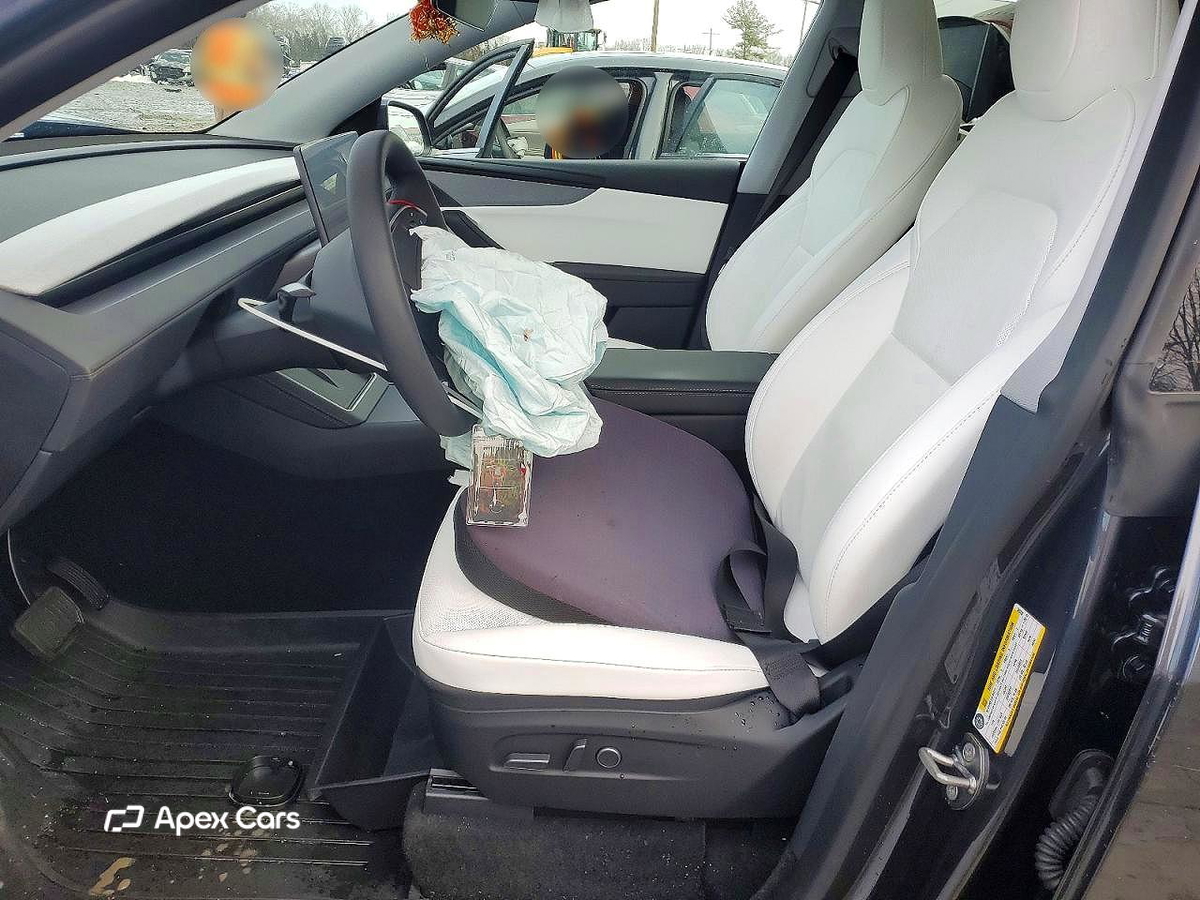 Tesla Model Y 2026