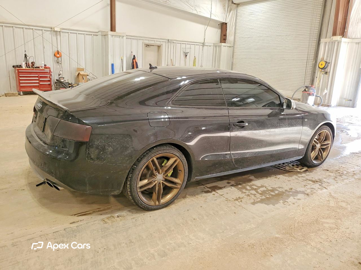 Audi RS5 2012